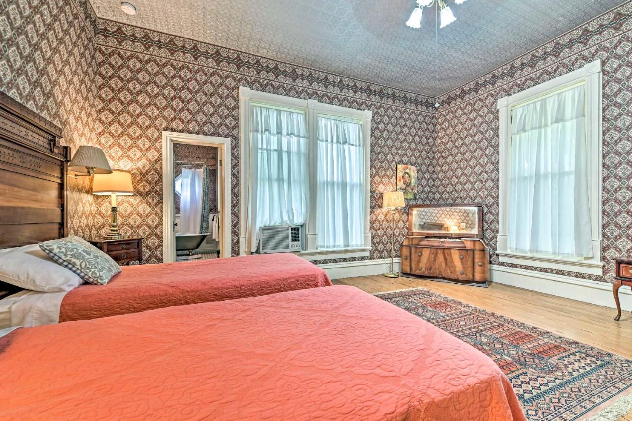 The Lilly House Historic Glen Rose Home With Porch! المظهر الخارجي الصورة
